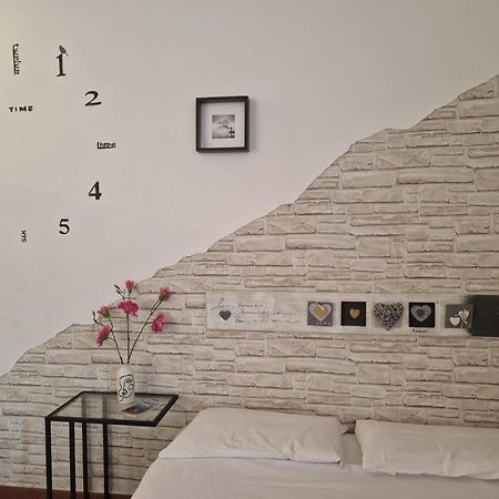 Ferienwohnung A Casa Di Delia - Stazione Fidene Rom Exterior foto